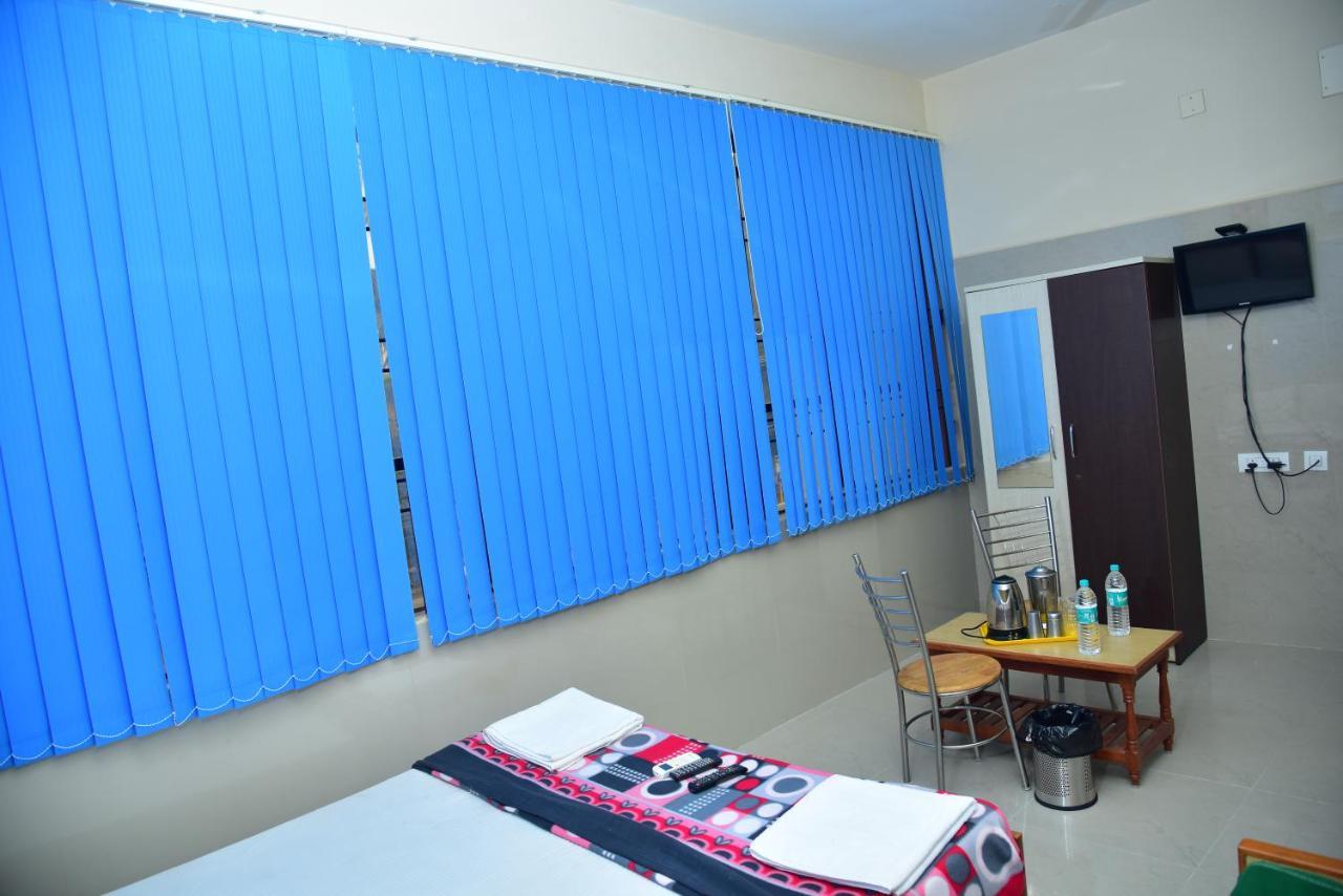 Sgrt Residency Hotel Vellore Buitenkant foto