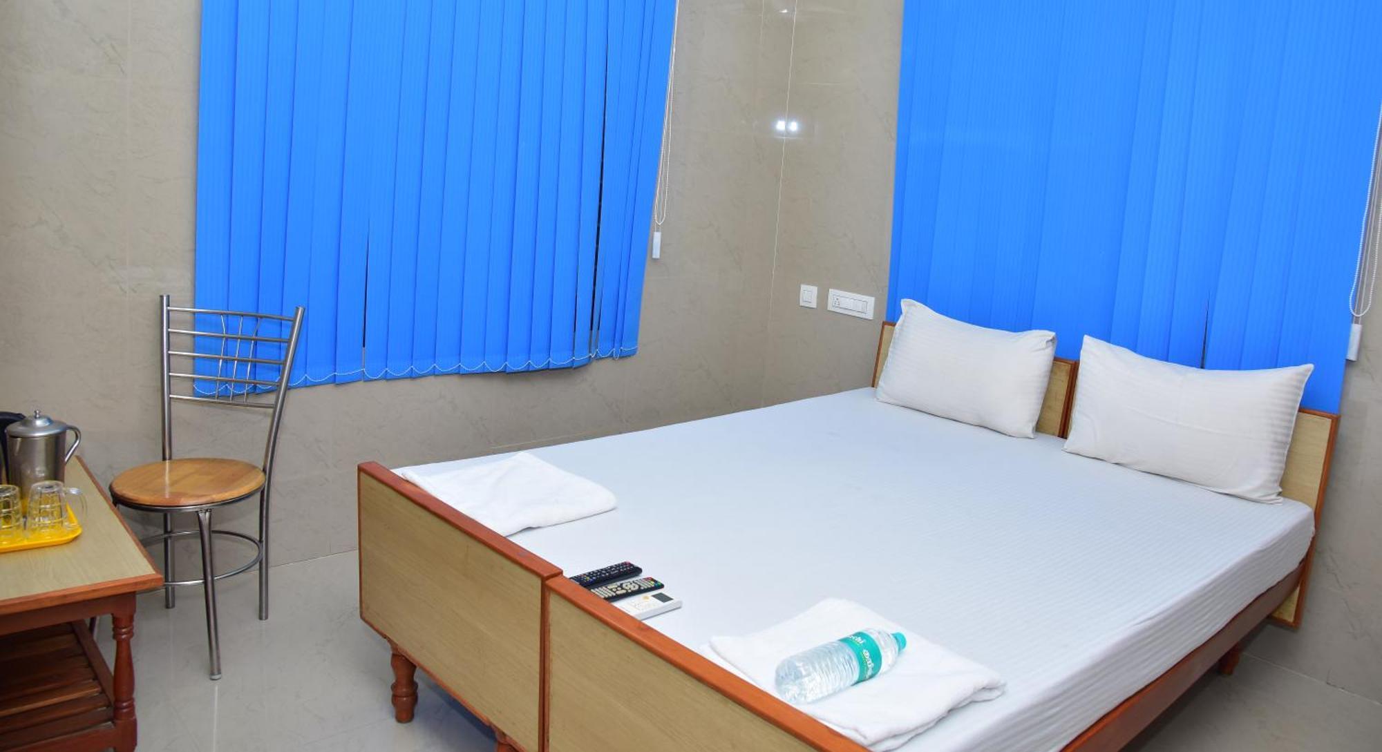 Sgrt Residency Hotel Vellore Buitenkant foto