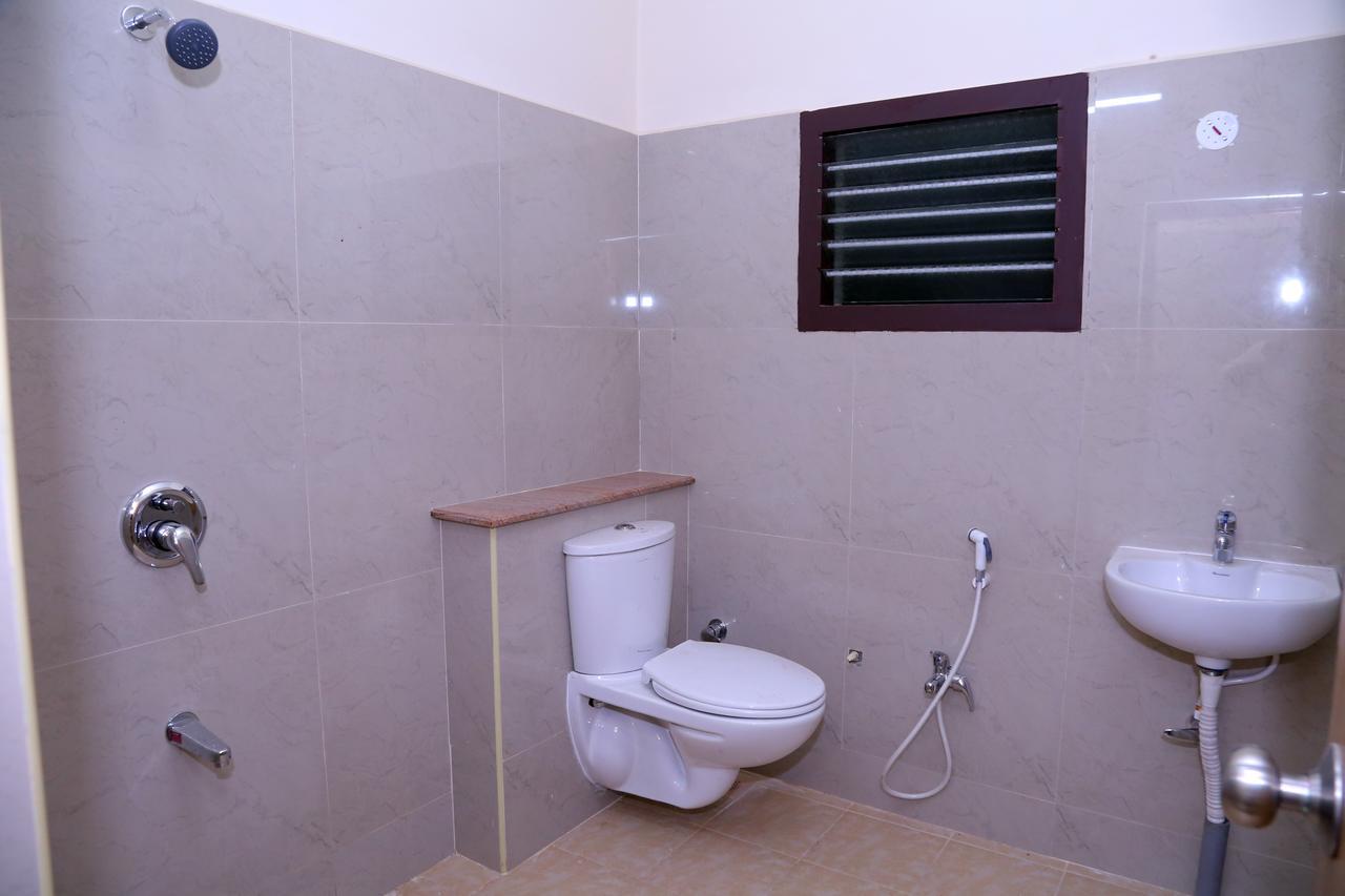 Sgrt Residency Hotel Vellore Buitenkant foto