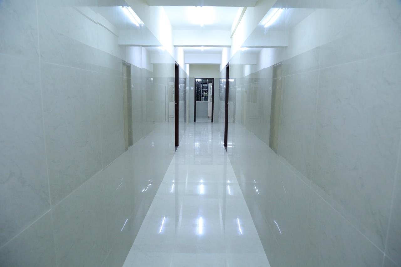 Sgrt Residency Hotel Vellore Buitenkant foto