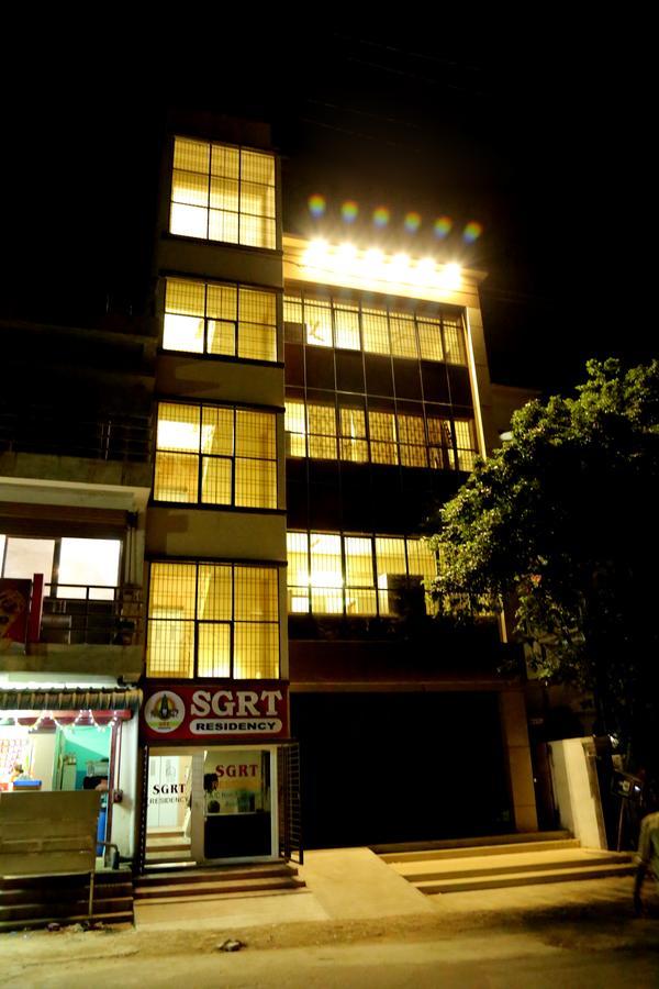 Sgrt Residency Hotel Vellore Buitenkant foto