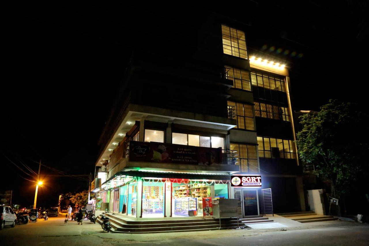 Sgrt Residency Hotel Vellore Buitenkant foto